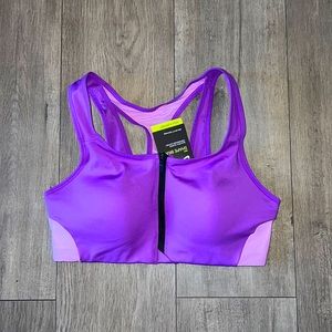 NIKE sports bra